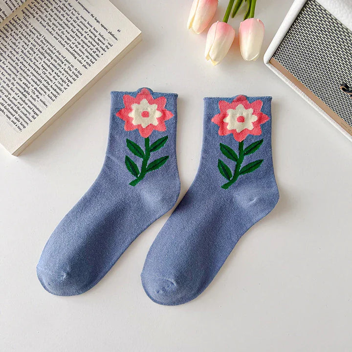 Daisy-Drift-Mid-Socks